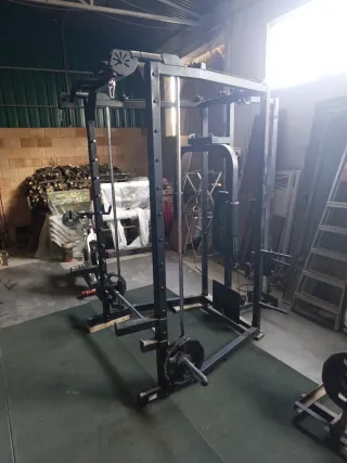 Máquina de gimnasio multifuncional Tunturi