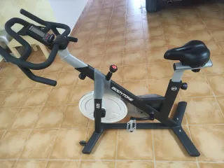 Bicicleta Estática Bodytone DS25