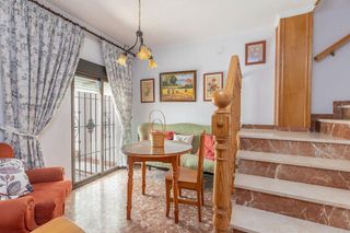 Casa adosada en venta en Lecrín