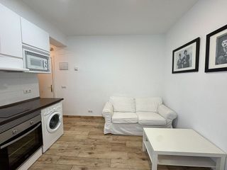 Piso en alquiler en Pacífico en Madrid