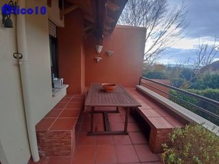Casa adosada en alquiler en Llanera