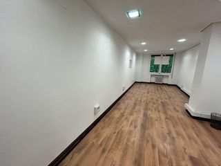 Local comercial en alquiler en Amara - Berri en San Sebastián-Donostia