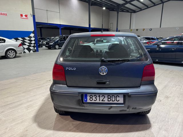 Volkswagen Polo 1.4 i