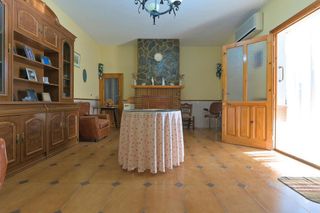 Casa adosada en venta en Illora