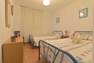 Casa adosada en venta en Illora
