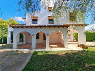 Casa en venta en Orba