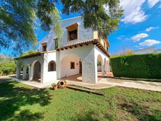 Casa en venta en Orba