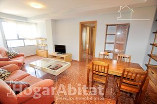 Piso en venta en Camí Real en Valencia