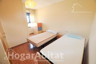 Piso en venta en Camí Real en Valencia