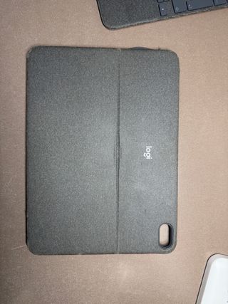 Funda Logitech Combo Touch iPad Air 4/5