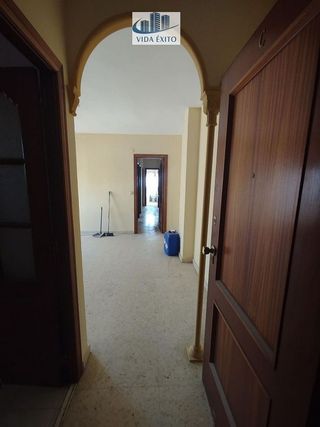 Piso en venta en Linares