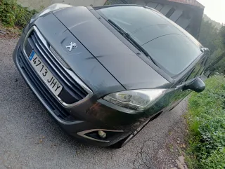 Peugeot 5008 2015