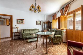 Casa adosada en venta en Lecrín