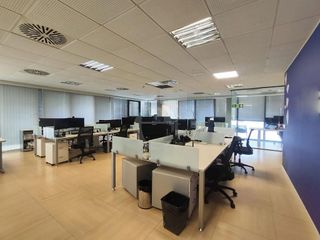 Oficina en alquiler en Sant Llorenç en Valencia