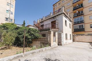 Chalet en venta en Barrio de Zaidín en Granada