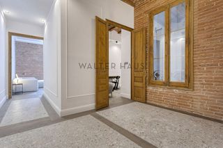 Piso en venta en Sant Antoni en Barcelona