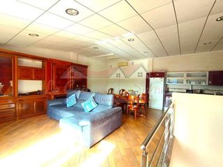 Casa adosada en venta en Elda
