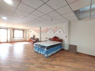 Casa adosada en venta en Elda