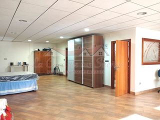 Casa adosada en venta en Elda
