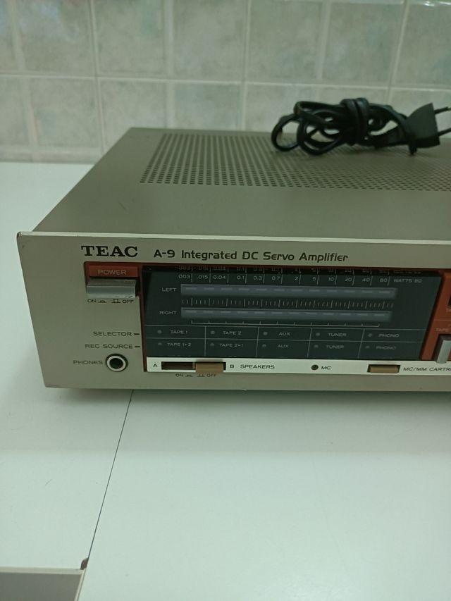 Amplificatore Integrato TEAC A-9 DC Servo