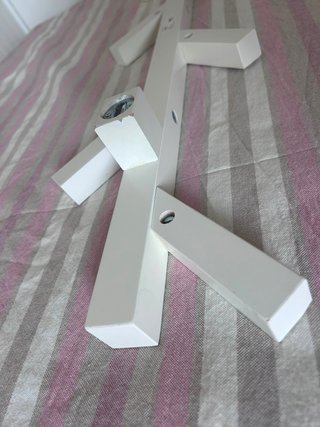 Perchero TJUSIG IKEA Blanco - SE VENDE EN PERSONA.