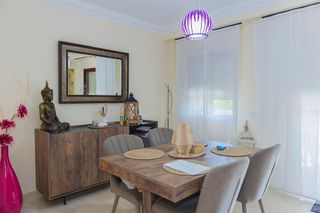 Casa adosada en venta en Coín