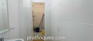 Local comercial en alquiler en Centre en Prat de Llobregat, El