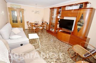 Piso en venta en Zona Piscinas en Burriana