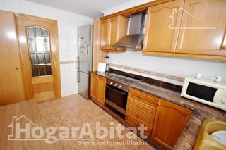 Piso en venta en Zona Piscinas en Burriana