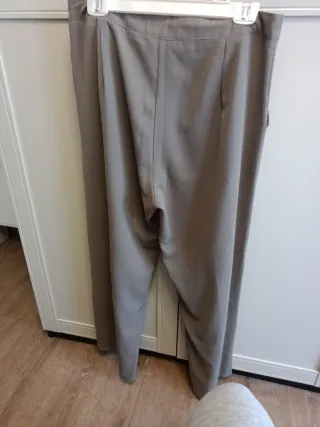 Pantalón gris de vestir mujer
