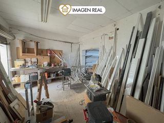 Local comercial en venta en El Castell-Poble Vell en Castelldefels