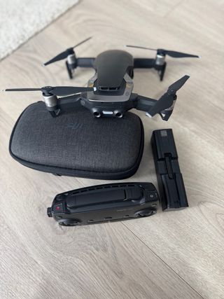 DJI Mavic Air + Mando + 3 Baterías fly more combo