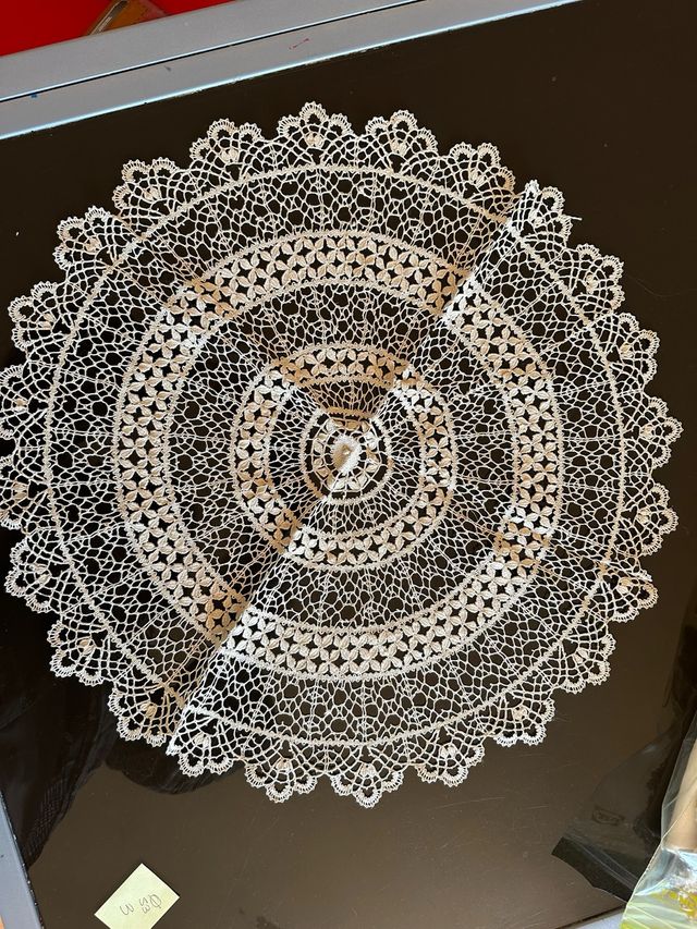 Centrotavola antico al tombolo