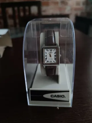 Reloj Casio Mujer Vintage Marrón/Blanco
