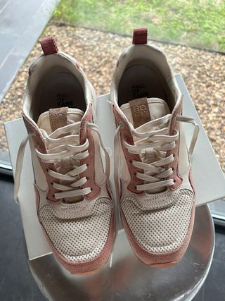 Zapatillas HOFF Modelo Oslo Beige y Rosa