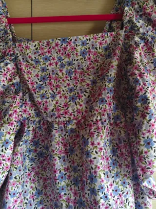 Blusa Mango flores