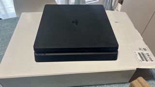 PS4 Slim 1TB Negra