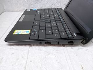 Portatil ASUS EEEPC R101  (1775)