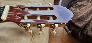 Guitarra Clásica Delacrus con funda