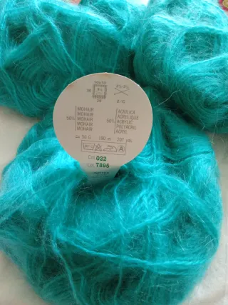 3 ovillos Lanas Stop Onix color turquesa