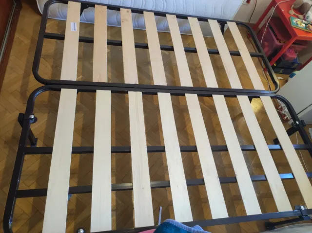 Cama nido con estructura metálica