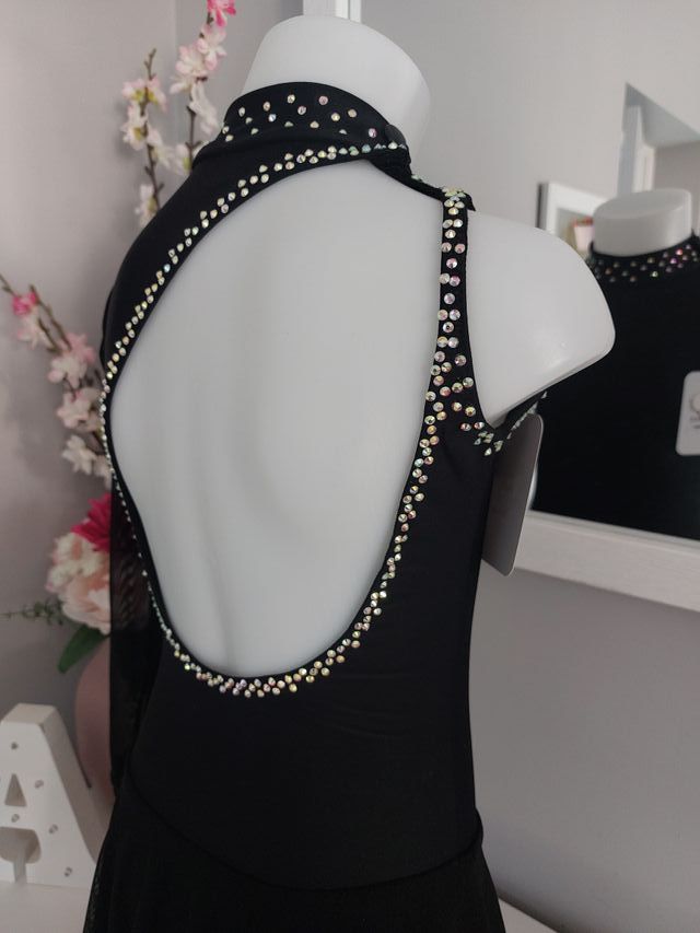 Maillot patinaje artístico negro con pedrería