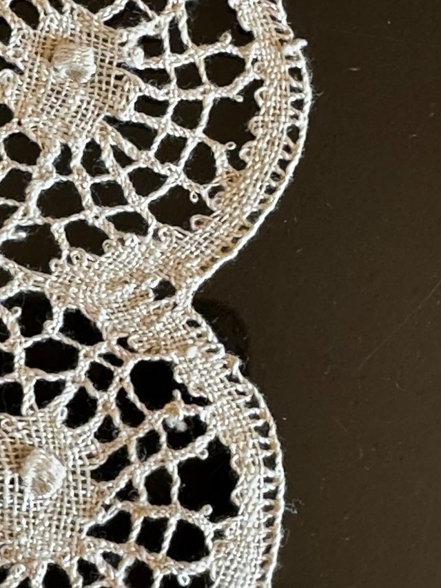 inserto al Tombolo Fatto a Mano per tovaglia