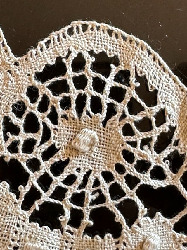 inserto al Tombolo Fatto a Mano per tovaglia