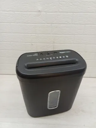 Trituradora Amazon Basics 8 hojas