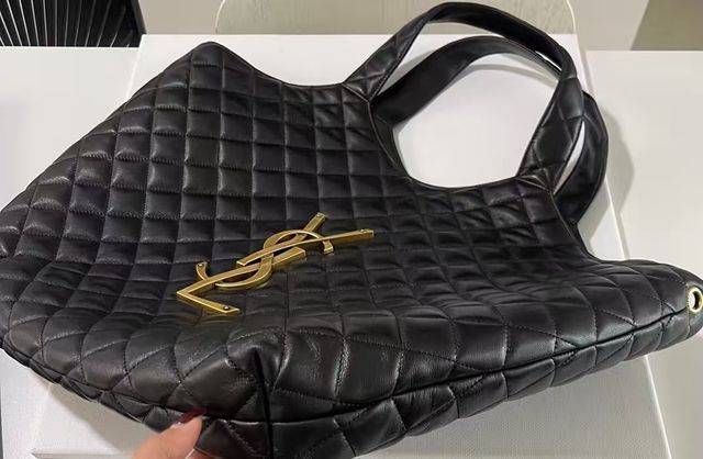 Bolso YSL Negro Acolchado Logo Dorado