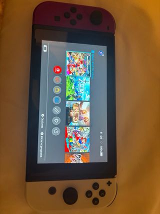 Nintendo Switch Morado y Blanco