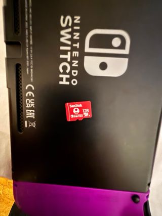 Nintendo Switch Morado y Blanco