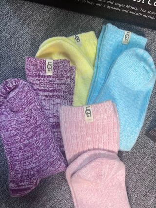 4 pares de calcetines UGG talla única
