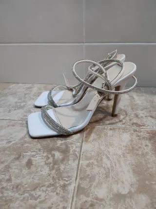 Sandalias tacón, núm. 37